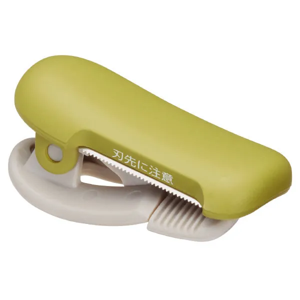 Kokuyo Me Clip-Type Tape Cutter (10-15mm) - Golden Green