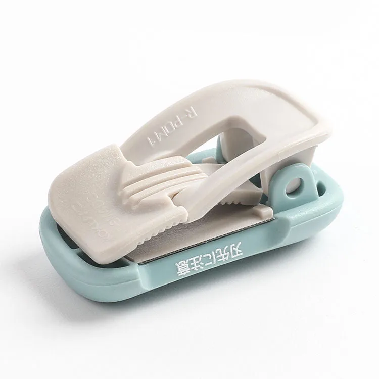 Kokuyo Me Clip-Type Tape Cutter (10-15mm) - Golden Green