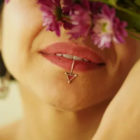 Trikone Lip Clip