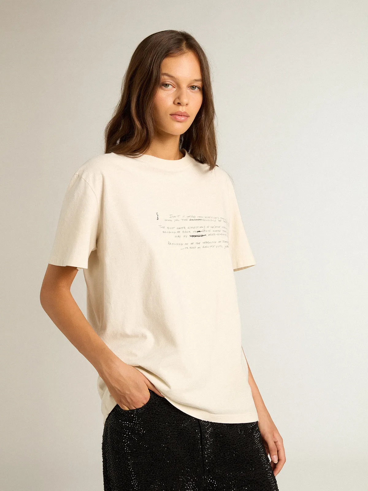 Women’s cotton T-shirt in aged white with embroidered lettering